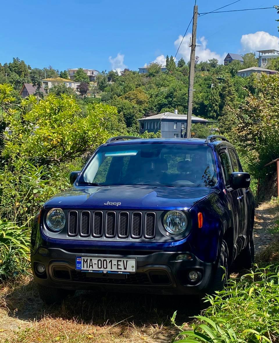аренда Jeep Renegade Trailhawk